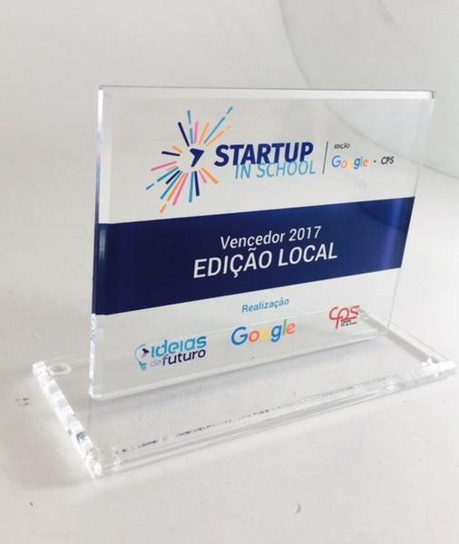 Troféu personalizado acrílico